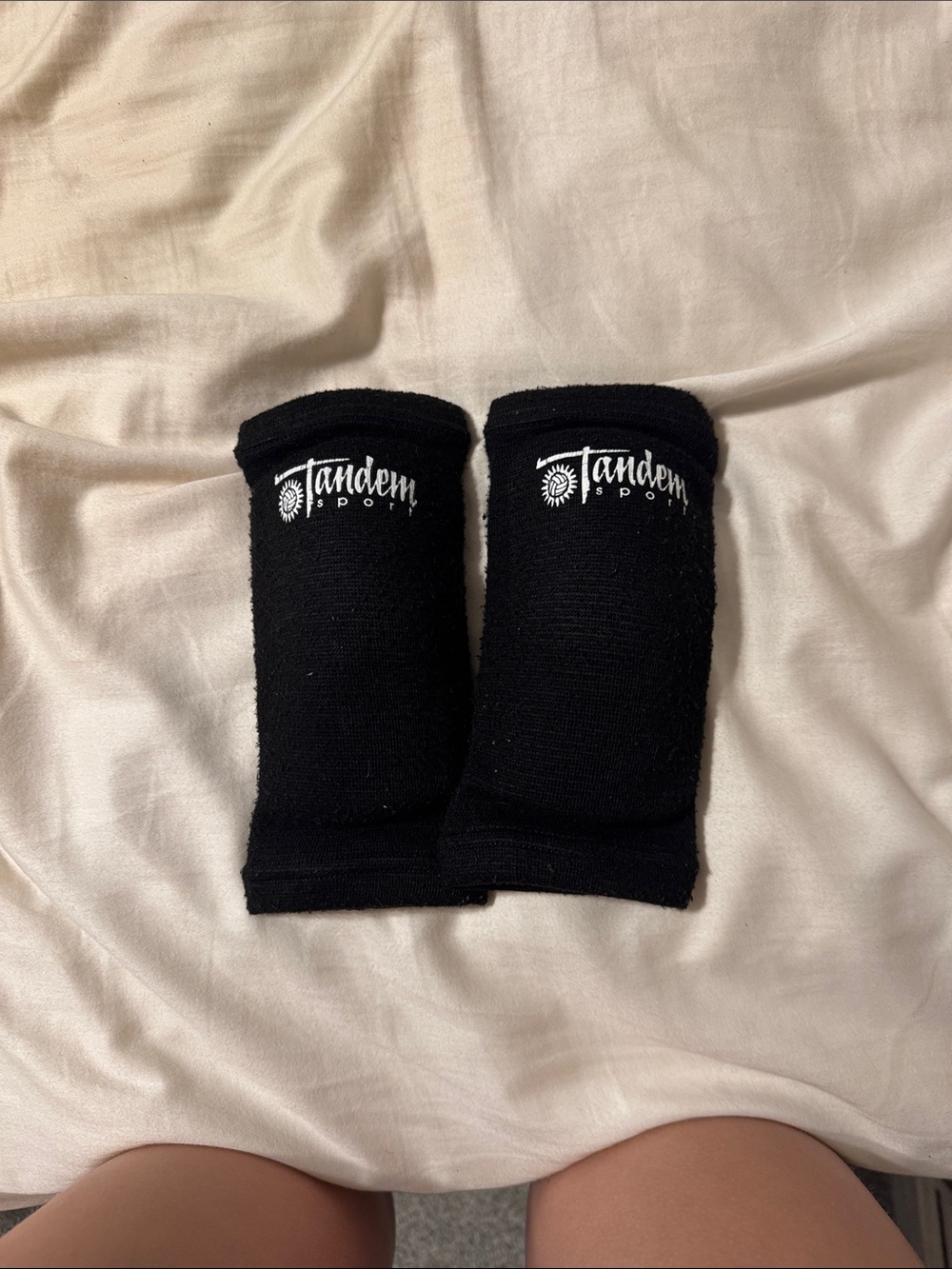 Men/womens Black elbow pad Support Sleeves